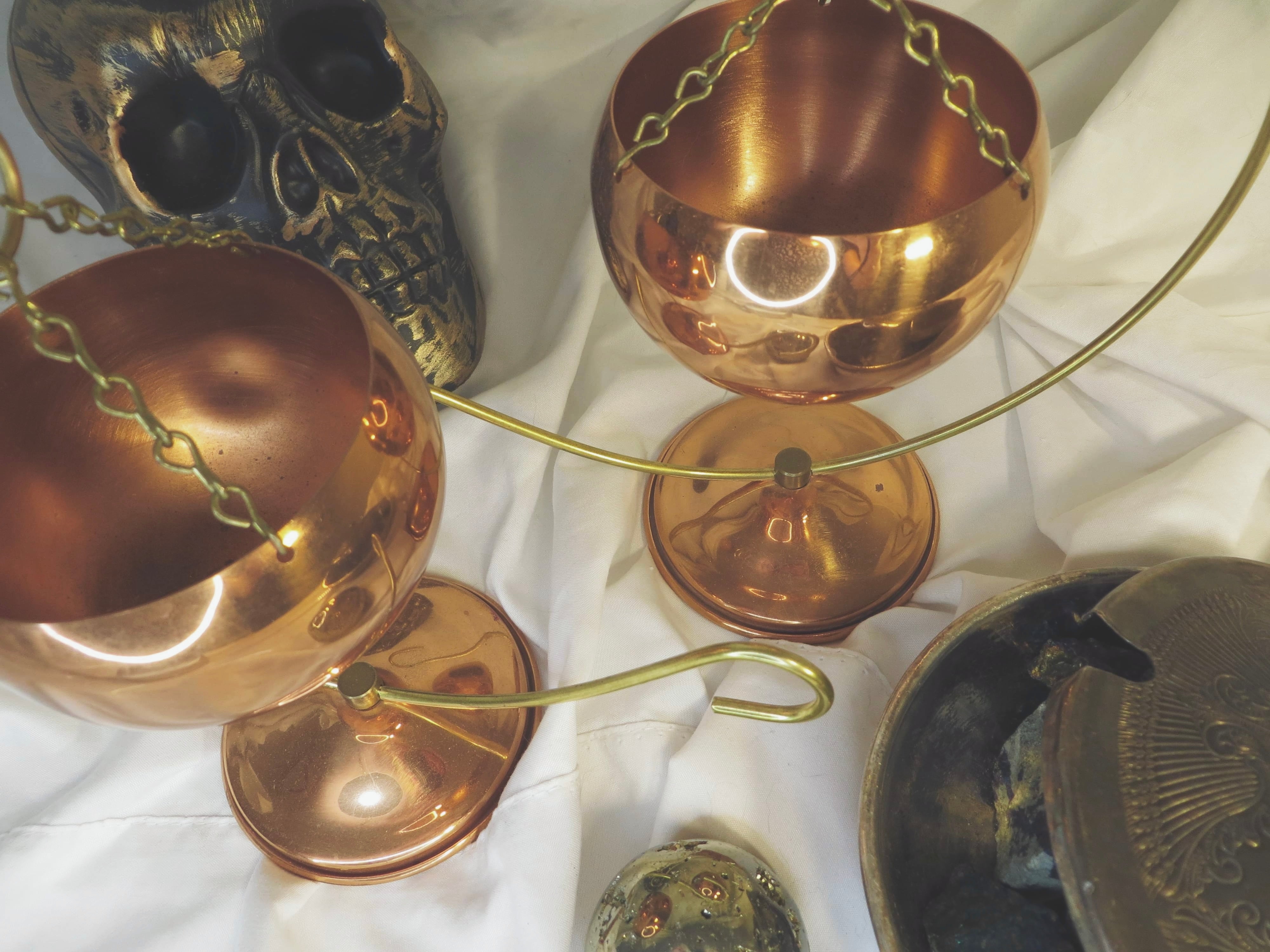 Bronze Plant Holders – Thrifty Witch Collective